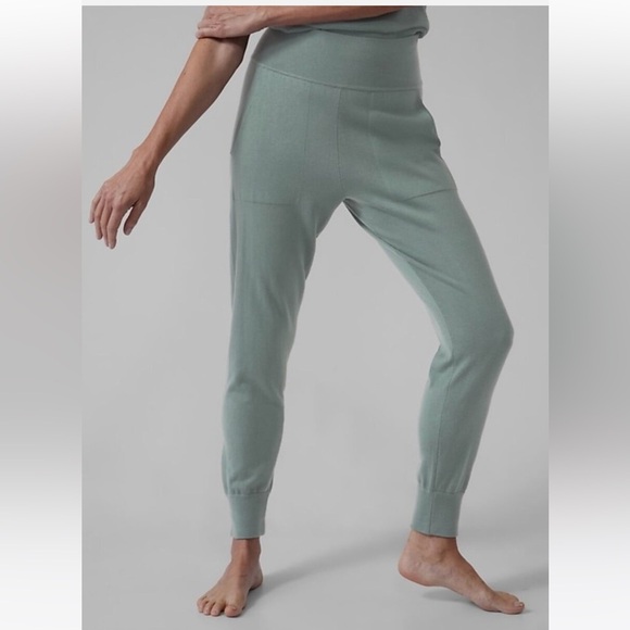 ATHLETA Daydream Sweater Sleep Jogger Sage Green - Picture 1 of 9